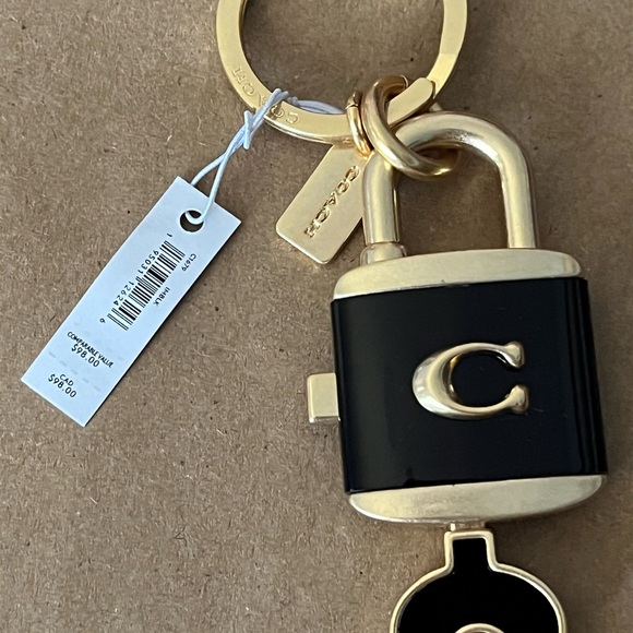 Coach Lock & Key Bag Charm Brand New with Tags - Picture 3 of 8